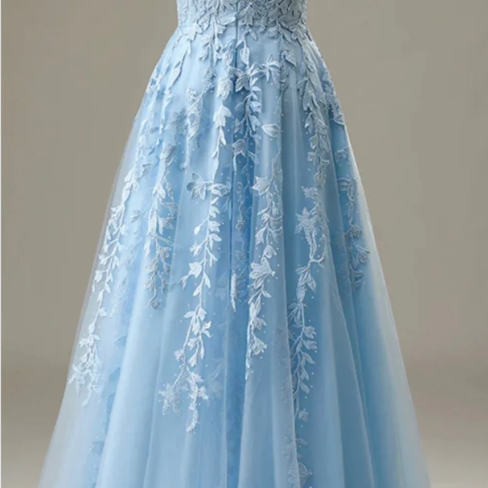 Berlinnova, Size 14, color blue jay, never worn. - Picture 2 of 3